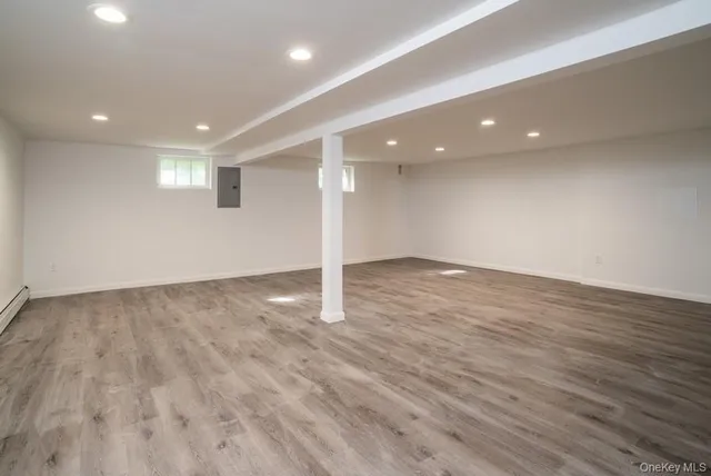 $8,800 | 17 Vista Drive, Great Neck, NY 11021