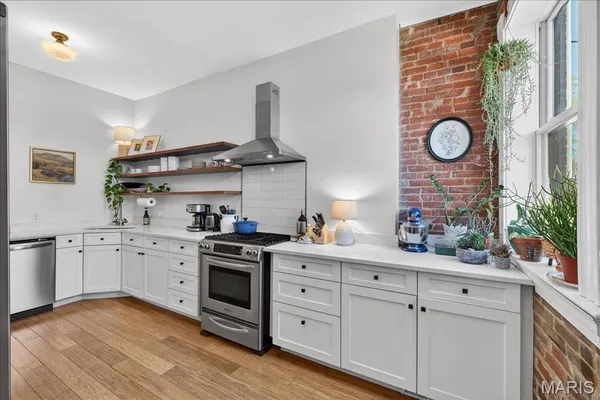 $449,900 | 2520 California Avenue, St. Louis, MO 63104