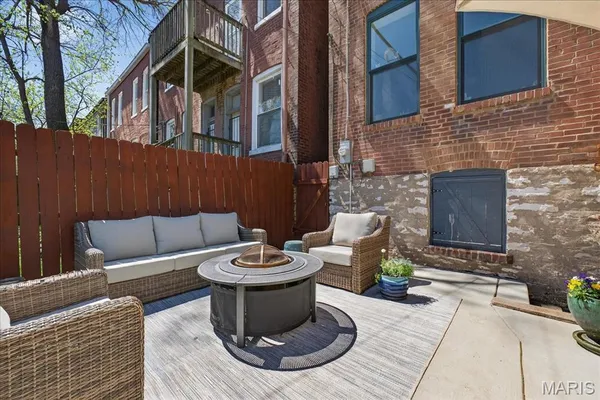 $449,900 | 2520 California Avenue, St. Louis, MO 63104