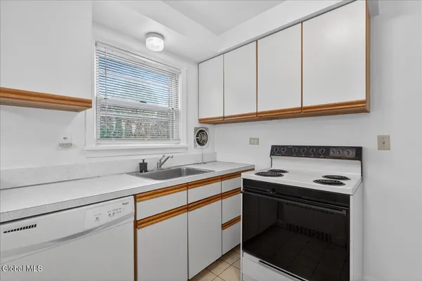 $289,900 | 21 Hopewell Street, Albany, NY 12208