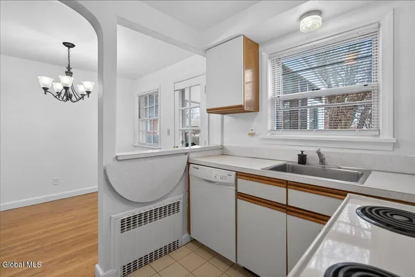 $289,900 | 21 Hopewell Street, Albany, NY 12208