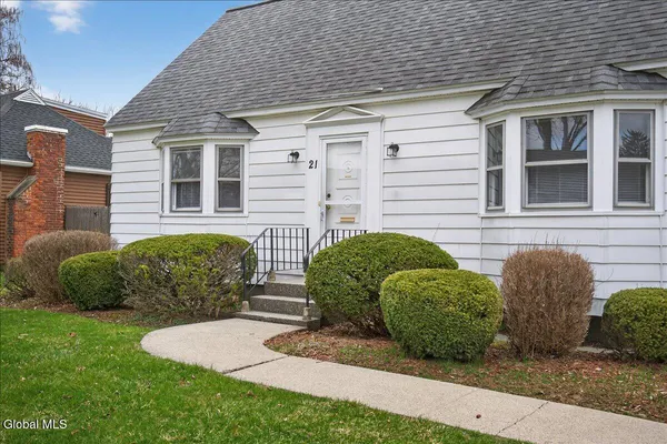 $289,900 | 21 Hopewell Street, Albany, NY 12208