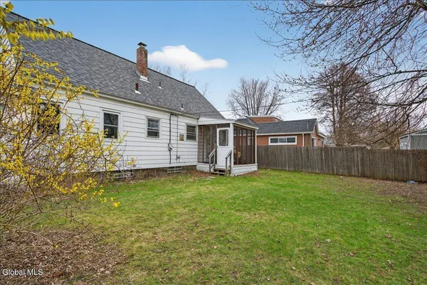 $289,900 | 21 Hopewell Street, Albany, NY 12208
