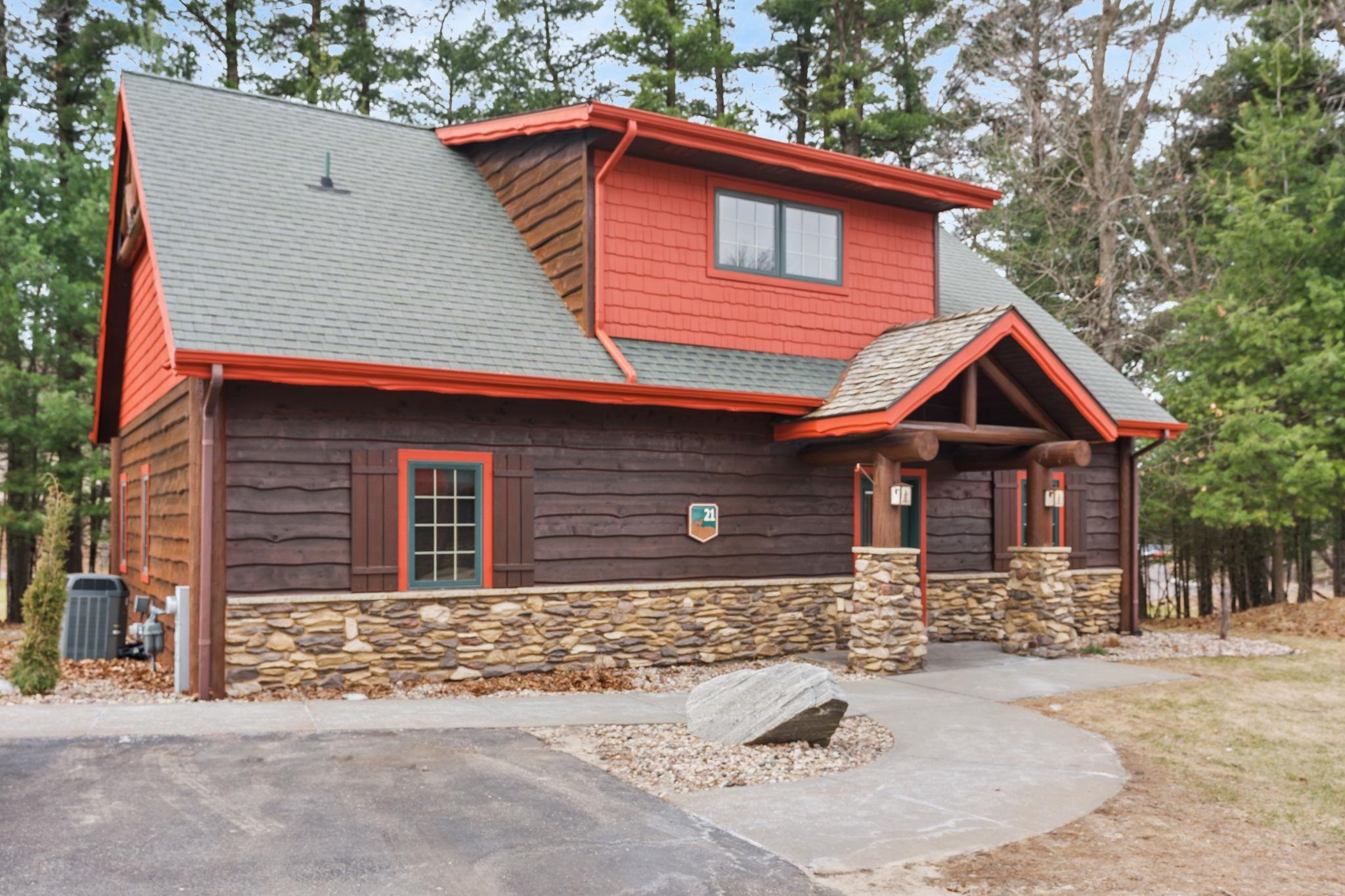 1050 Canyon Road, Unit 21 Lake Delton, WI 53913 - Photo 2 of 37