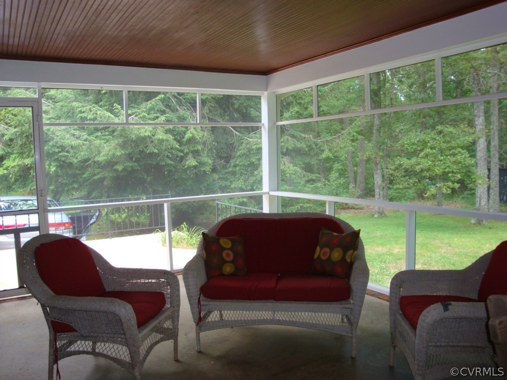2818 Maidens Road Powhatan, VA 23139 - Photo 14 of 24 Gallery Image 14
