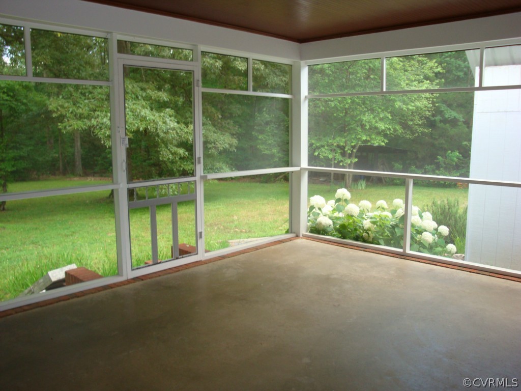 2818 Maidens Road Powhatan, VA 23139 - Photo 15 of 24 Gallery Image 15