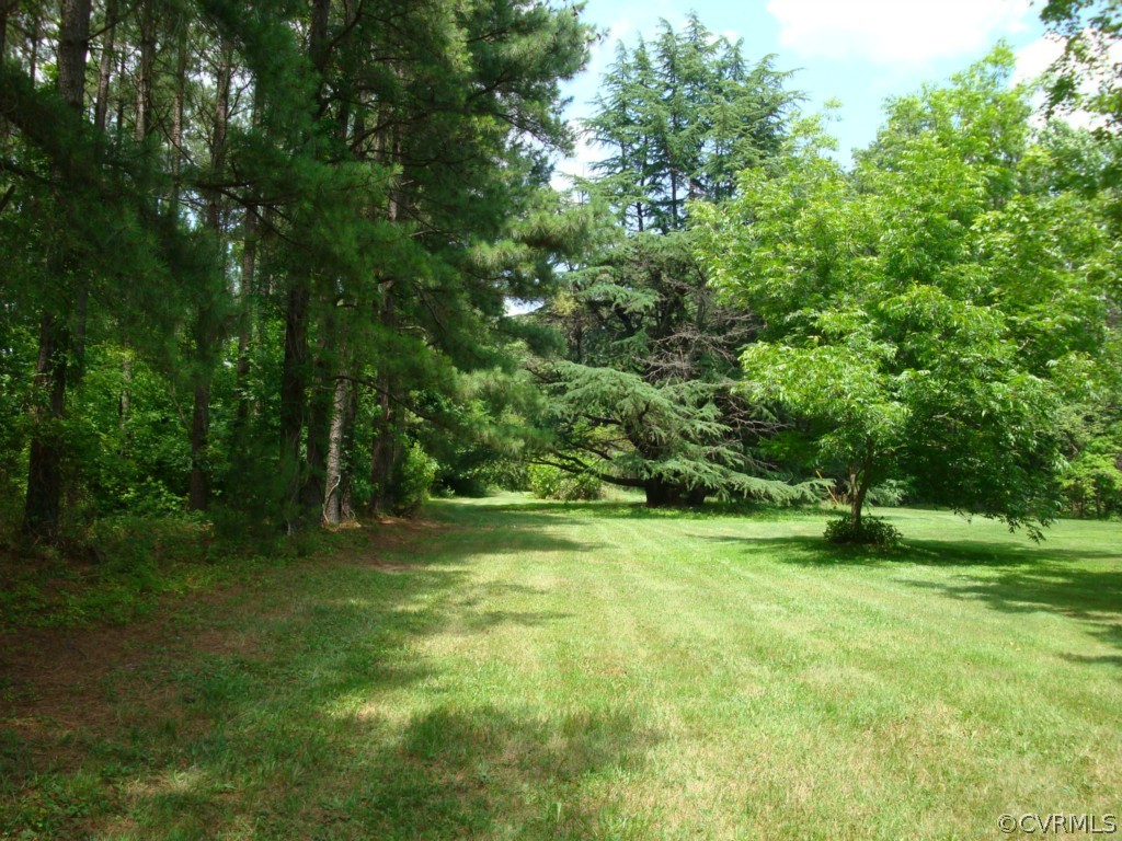 2818 Maidens Road Powhatan, VA 23139 - Photo 22 of 24 Gallery Image 22
