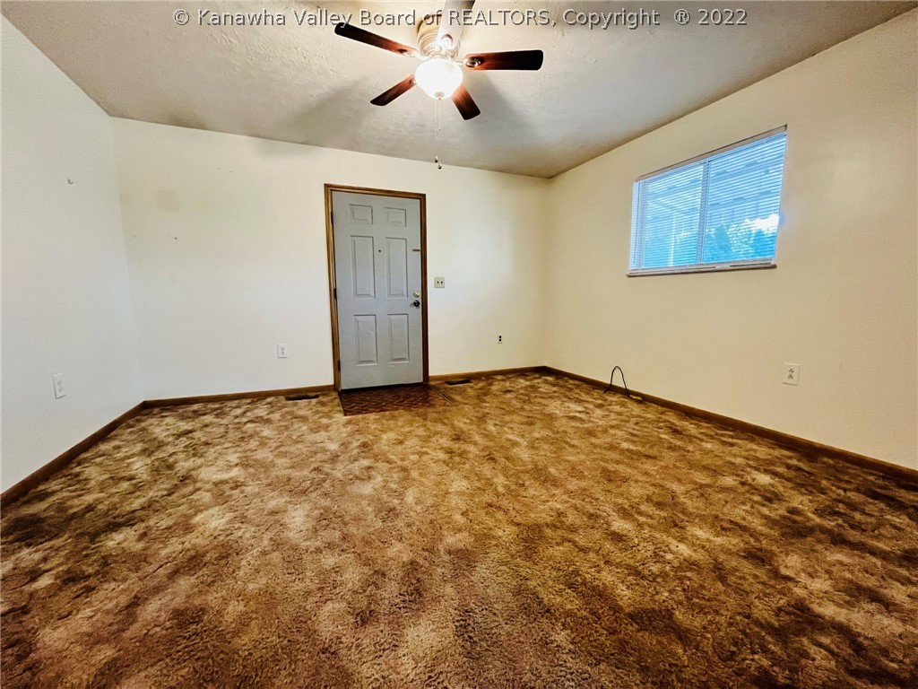 107 North Pinch Road Elkview, WV 25071 - Photo 11 of 21 Gallery Image 11