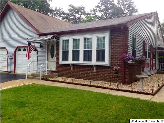 20 Sunset Road, Unit B Manchester Township, NJ 08759 - Photo 1 of 17 Primary Photo