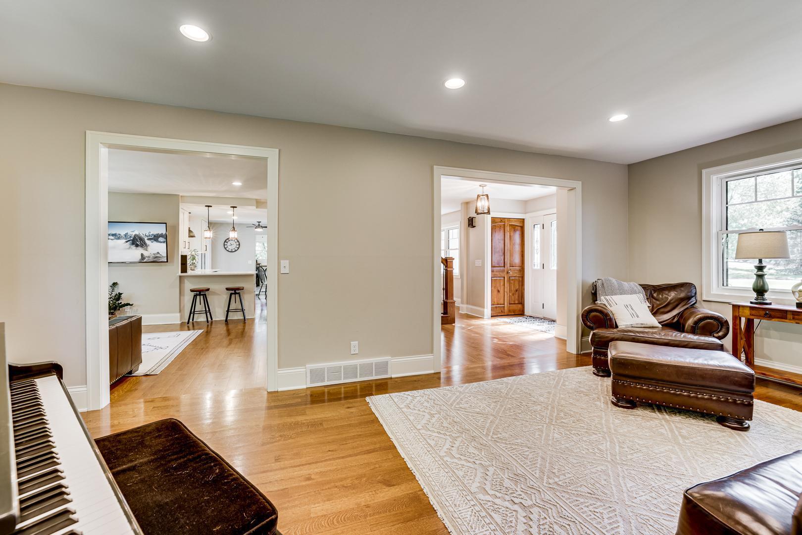 6535 Hunter Road Corcoran, MN 55340 - Photo 12 of 33 Gallery Image 12