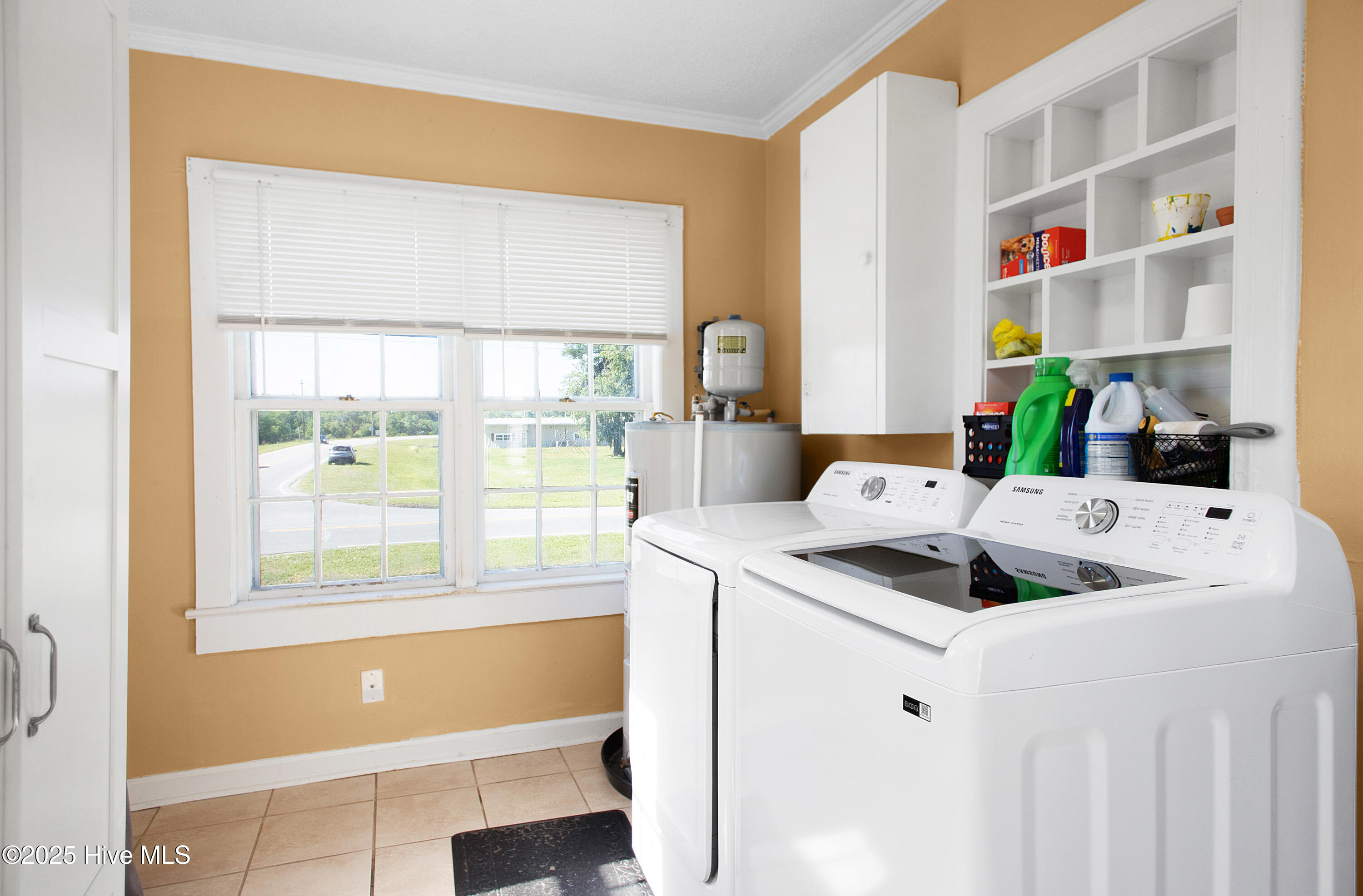 2700 Oaks Road New Bern, NC 28560 - Photo 12 of 21 Laundry