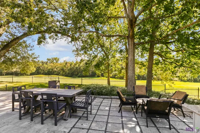 $1,495,000 | 18260 South Mission Hills Avenue, Baton Rouge, LA 70810