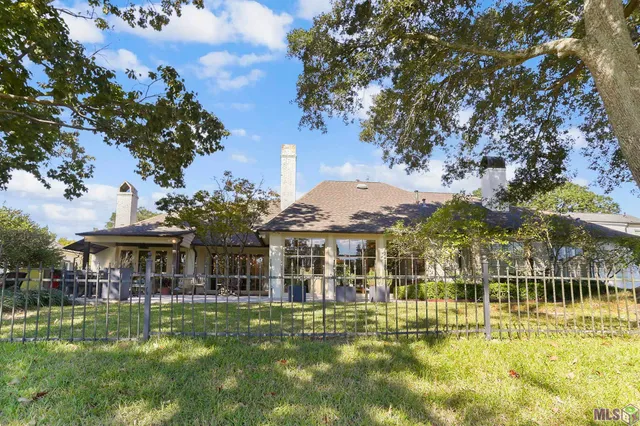 $1,495,000 | 18260 South Mission Hills Avenue, Baton Rouge, LA 70810