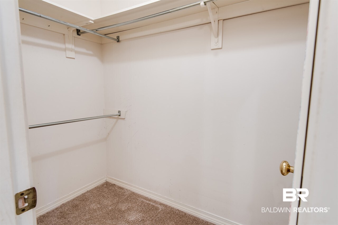 19 Felder Place Mobile, AL 36606 - Photo 18 of 26 Walk In Closet
