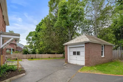 $2,095,000 | 15 Agawam Road, Newton, MA 02468
