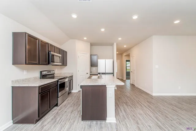 $216,000 | 48450 Red Fox Drive, Hammond, LA 70401