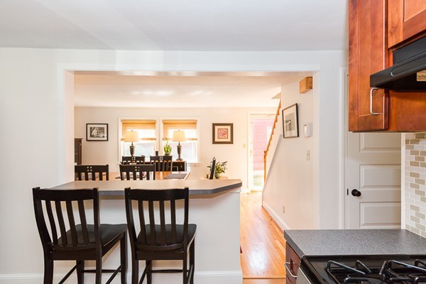 58 Appleton Avenue Hamilton, MA 01982 - Photo 6 of 21 Gallery Image 6
