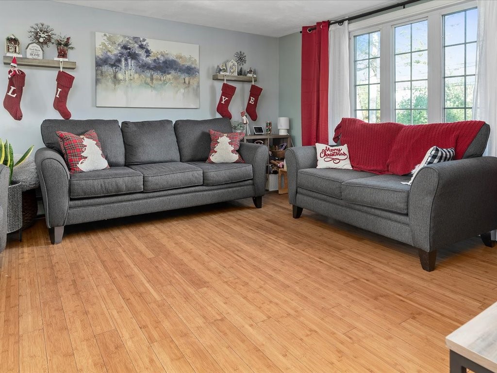 1712 Flat River Road Coventry, RI 02816 - Photo 4 of 16