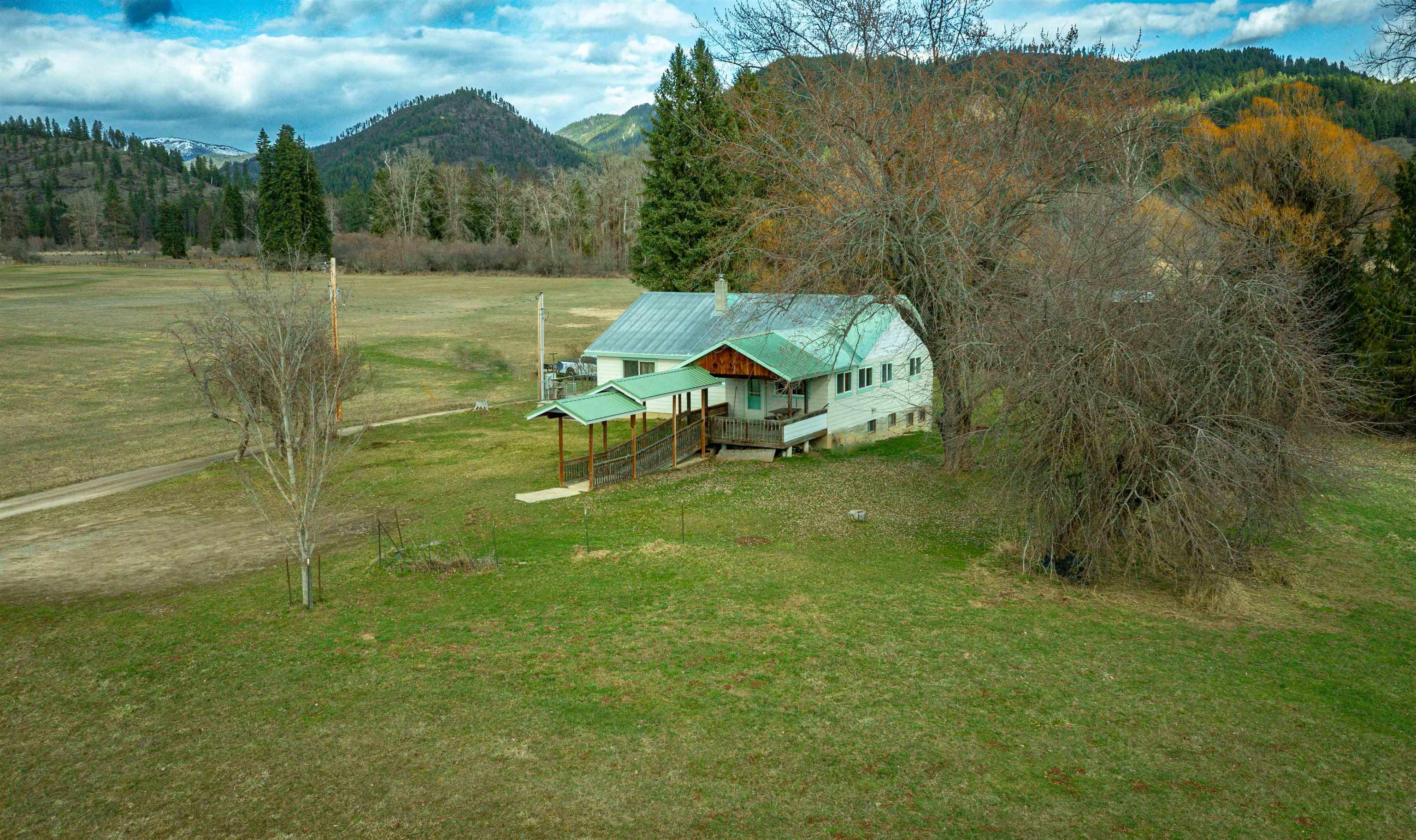 901 Skookum Creek Road Usk, WA 99180 - Photo 34 of 50