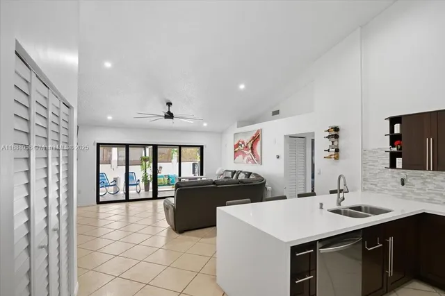 $3,400 | 18775 Northwest 80th Avenue, Unit 18775, Hialeah, FL 33015