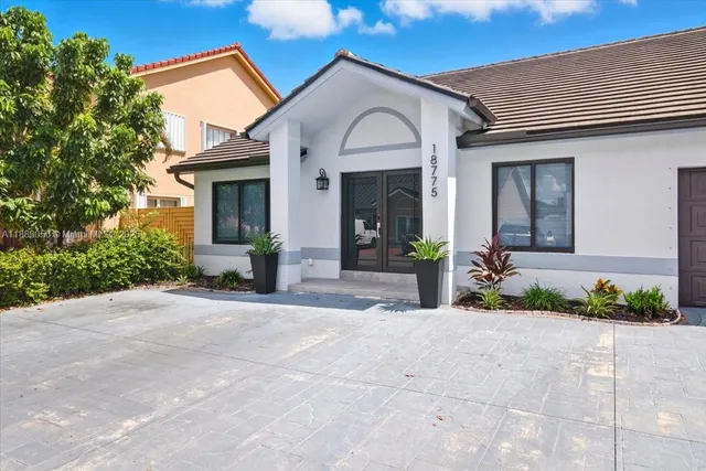 $3,400 | 18775 Northwest 80th Avenue, Unit 18775, Hialeah, FL 33015