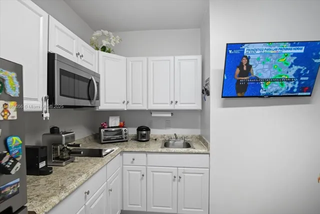 $3,400 | 18775 Northwest 80th Avenue, Unit 18775, Hialeah, FL 33015