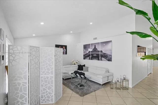 $3,400 | 18775 Northwest 80th Avenue, Unit 18775, Hialeah, FL 33015