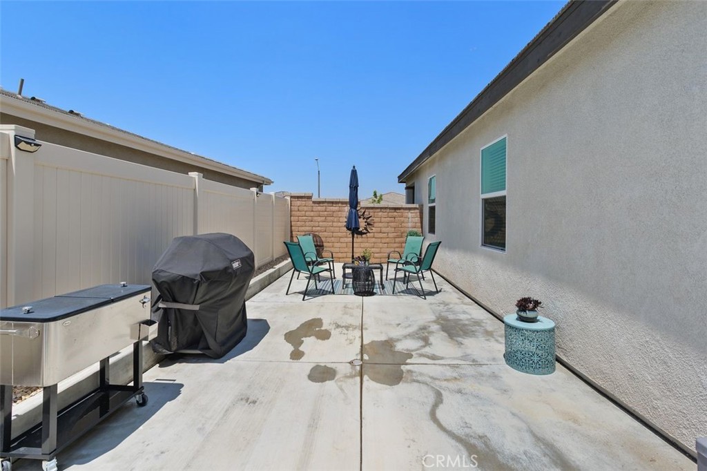 7598 Orangebrook Cove Riverside, CA 92507 - Photo 38 of 45 Private Bar-B-Que Area on Left side of home