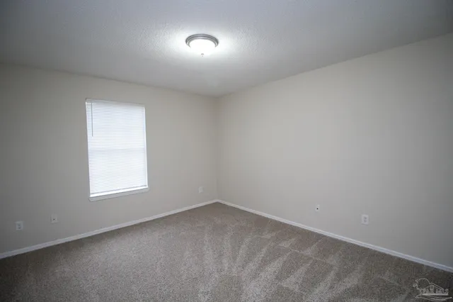 $1,295 | 1911 West Gonzalez Street, Pensacola, FL 32501