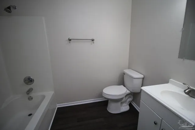 $1,295 | 1911 West Gonzalez Street, Pensacola, FL 32501