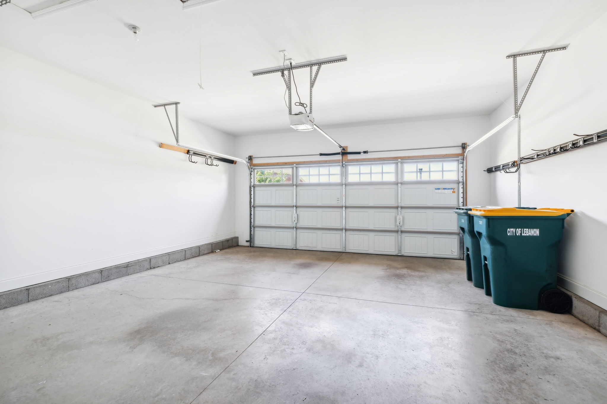 1229 Mayflower Way Lebanon, TN 37087 - Photo 41 of 42 a view of a garage