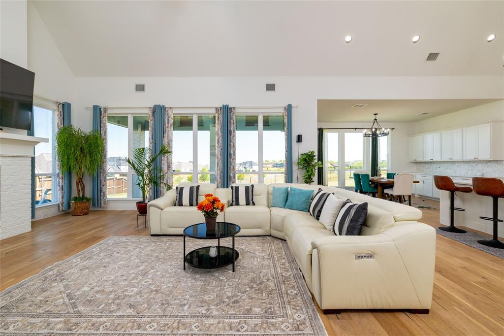 2037 Waterleaf Road Haslet, TX 76052 - Photo 8 of 27