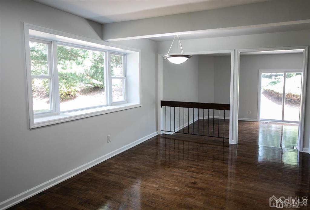 3201 Hana Road Edison, NJ 08817 - Photo 5 of 53