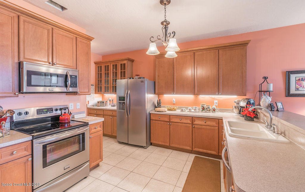 224 Intrepid Way Melbourne, FL 32903 - Photo 16 of 34 224IntrepidWay-95-HDR