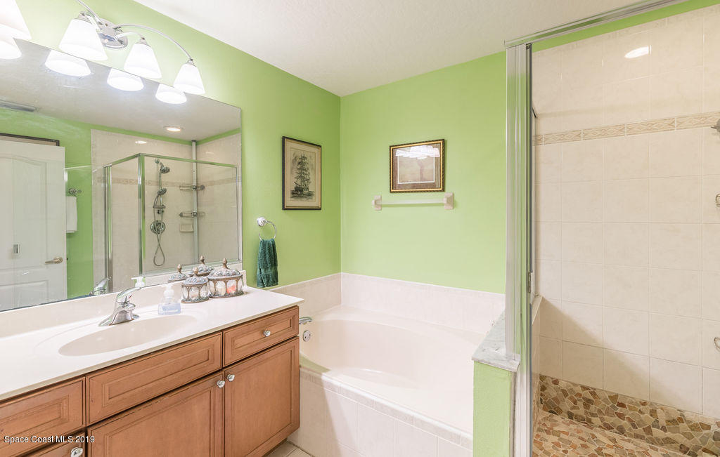 224 Intrepid Way Melbourne, FL 32903 - Photo 18 of 34 224IntrepidWay-105-HDR