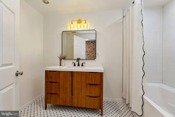 $269,000 | 14 South Curley Street, Baltimore, MD 21224