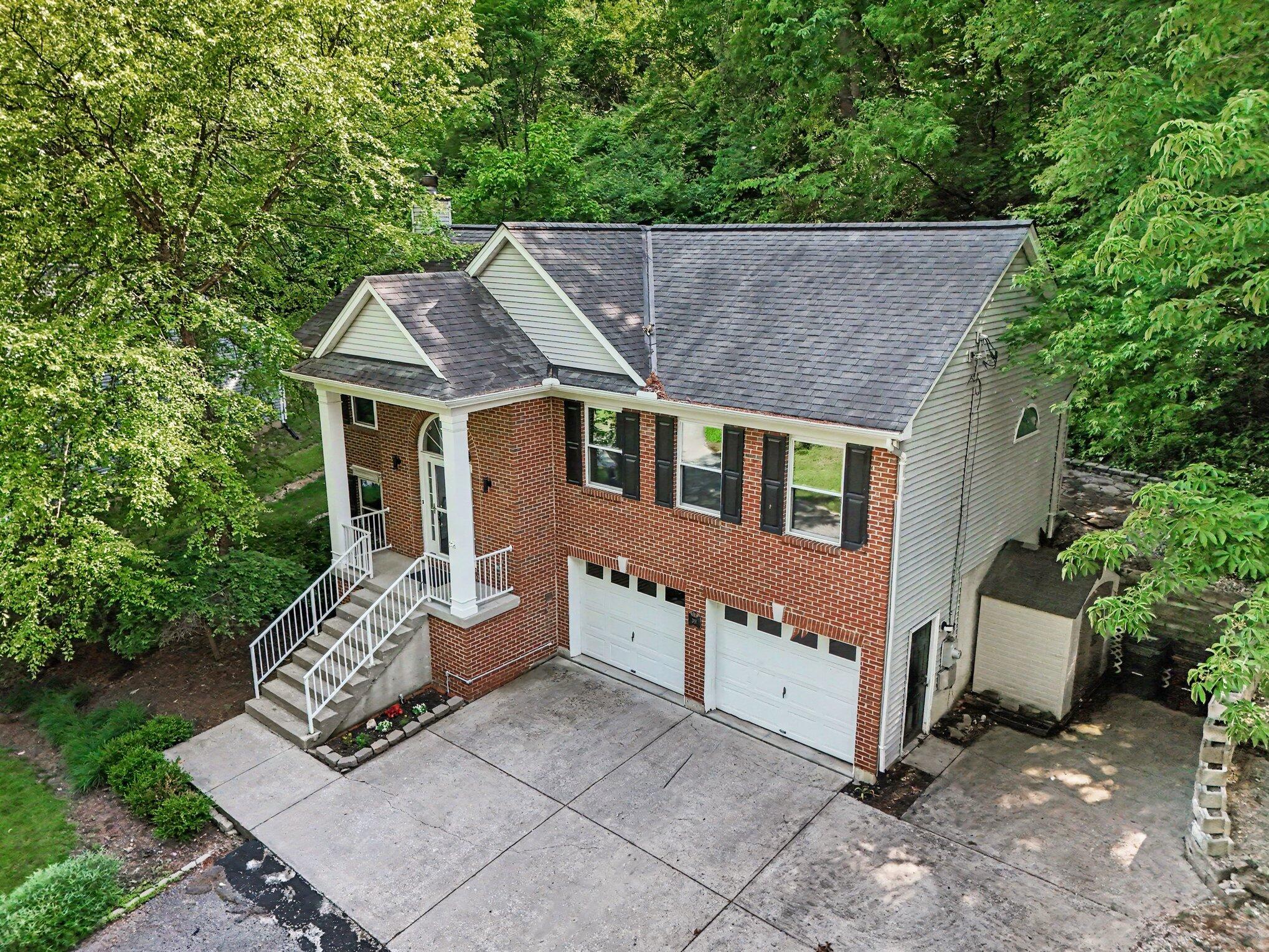 361 River Road Fort Thomas, KY 41075 - Photo 2 of 28