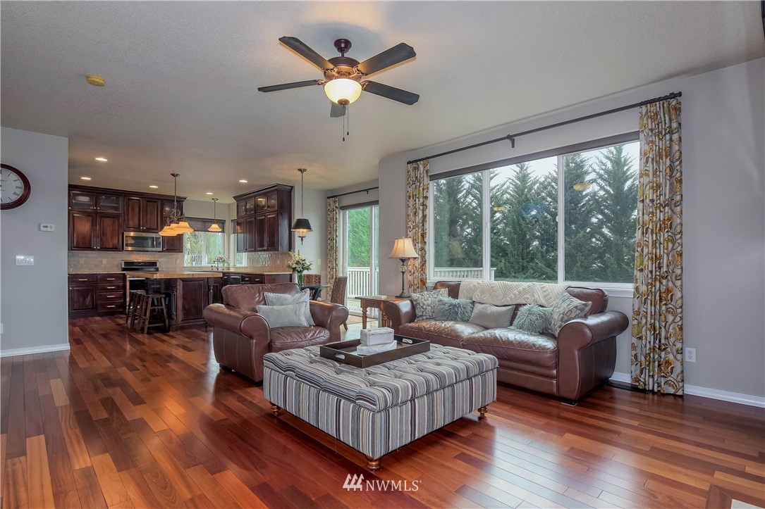 2703 Northeast 159th Circle Ridgefield, WA 98642 - Photo 9 of 22 Gallery Image 9