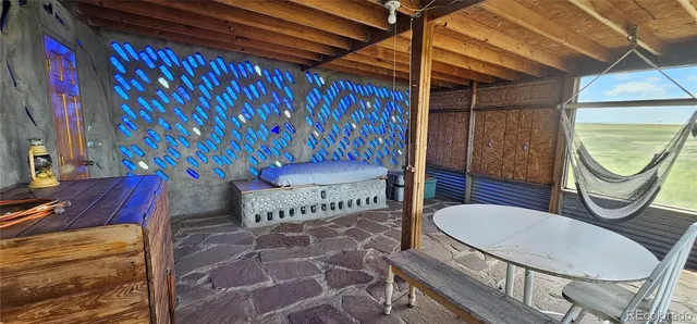 a view of an outdoor space