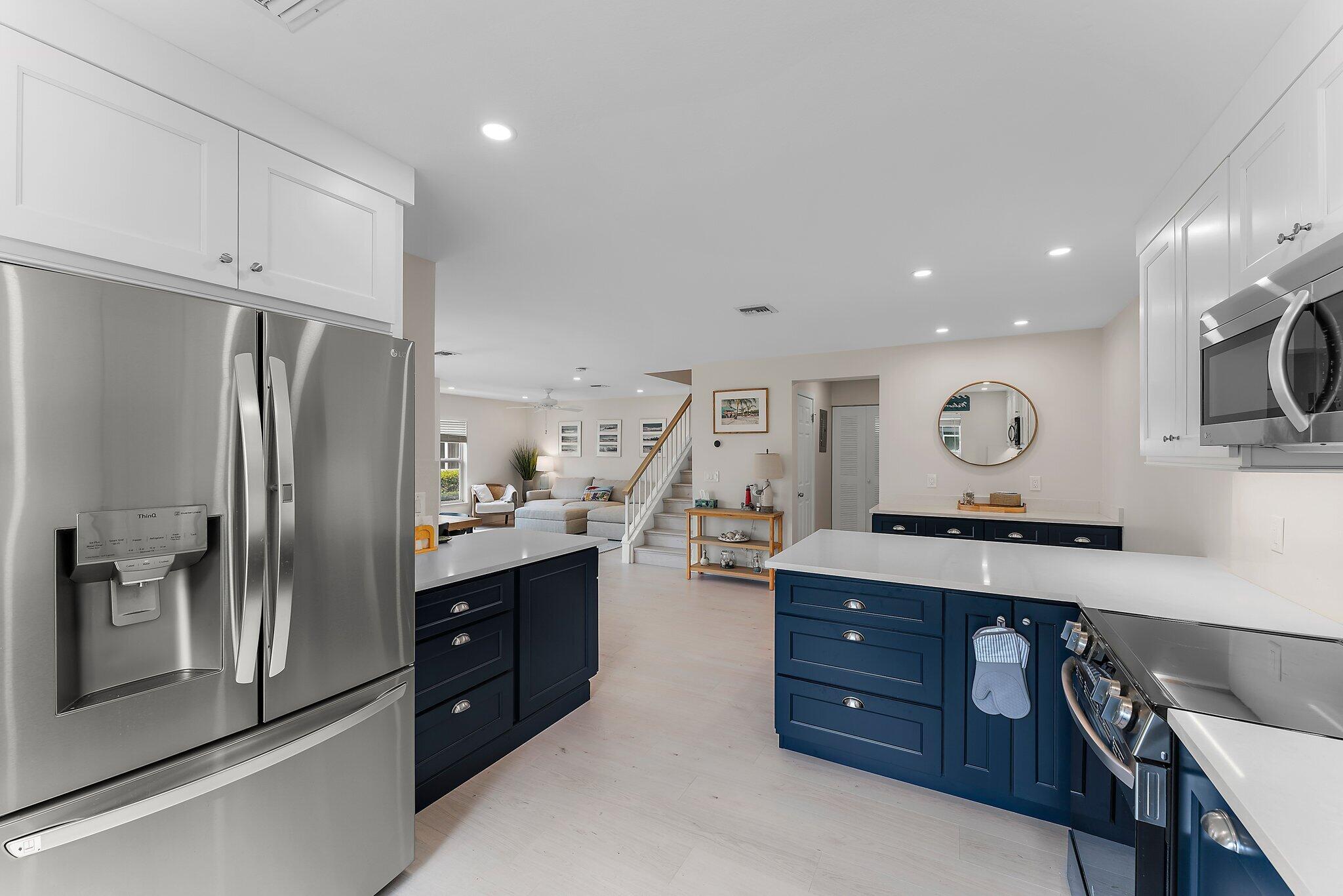 717 Highway 1, Unit 804 Jupiter, FL 33477 - Photo 13 of 45 kitchen