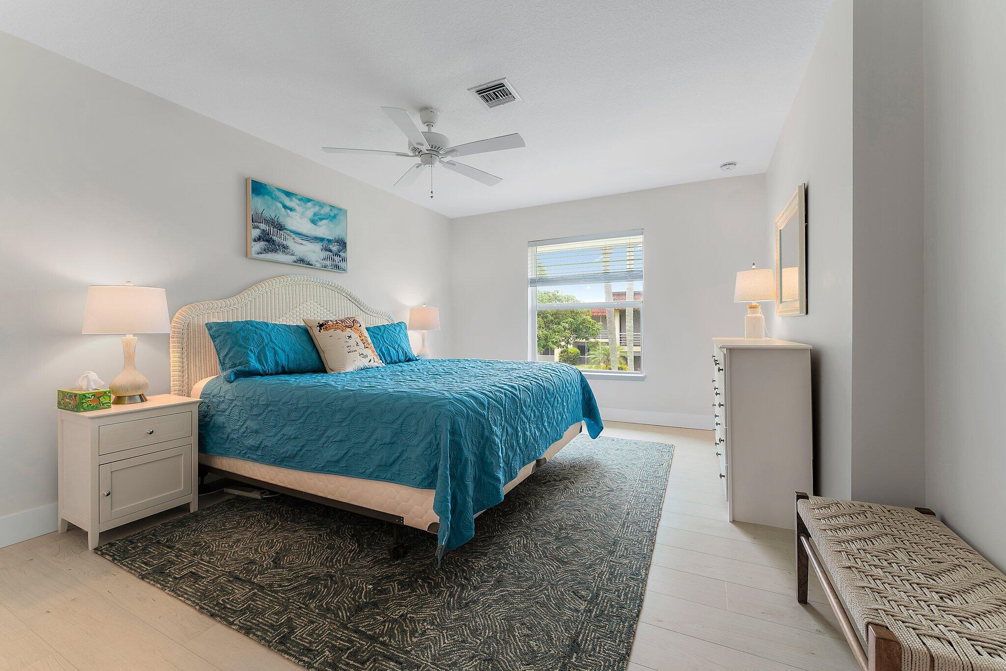 717 Highway 1, Unit 804 Jupiter, FL 33477 - Photo 22 of 45 Primary suite