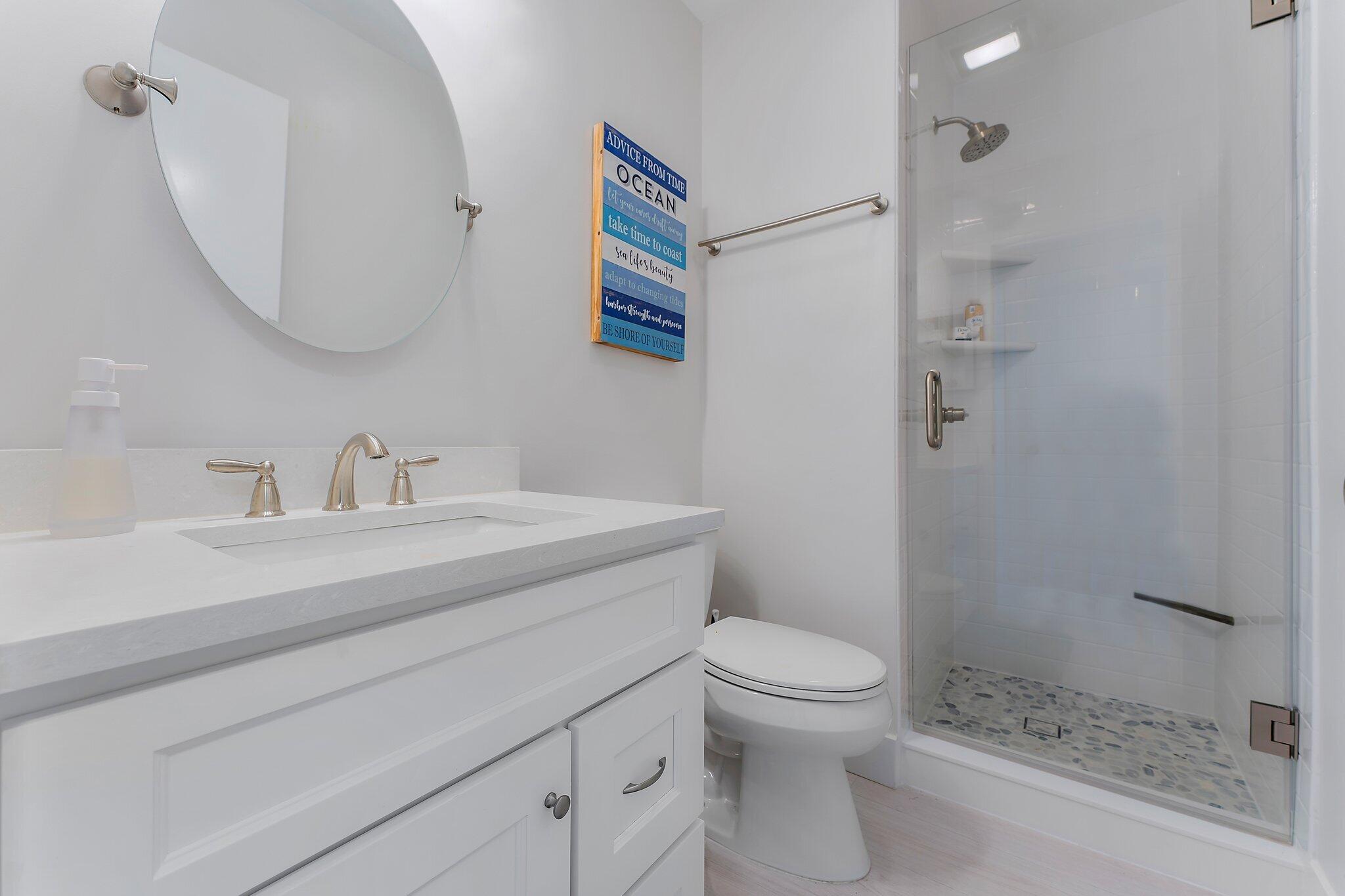 717 Highway 1, Unit 804 Jupiter, FL 33477 - Photo 30 of 45 Guest bath