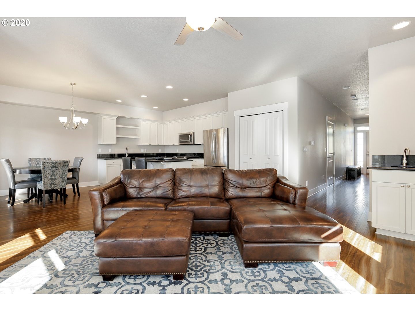 15508 Southeast Cobalt Loop Damascus, OR 97089 - Photo 6 of 32