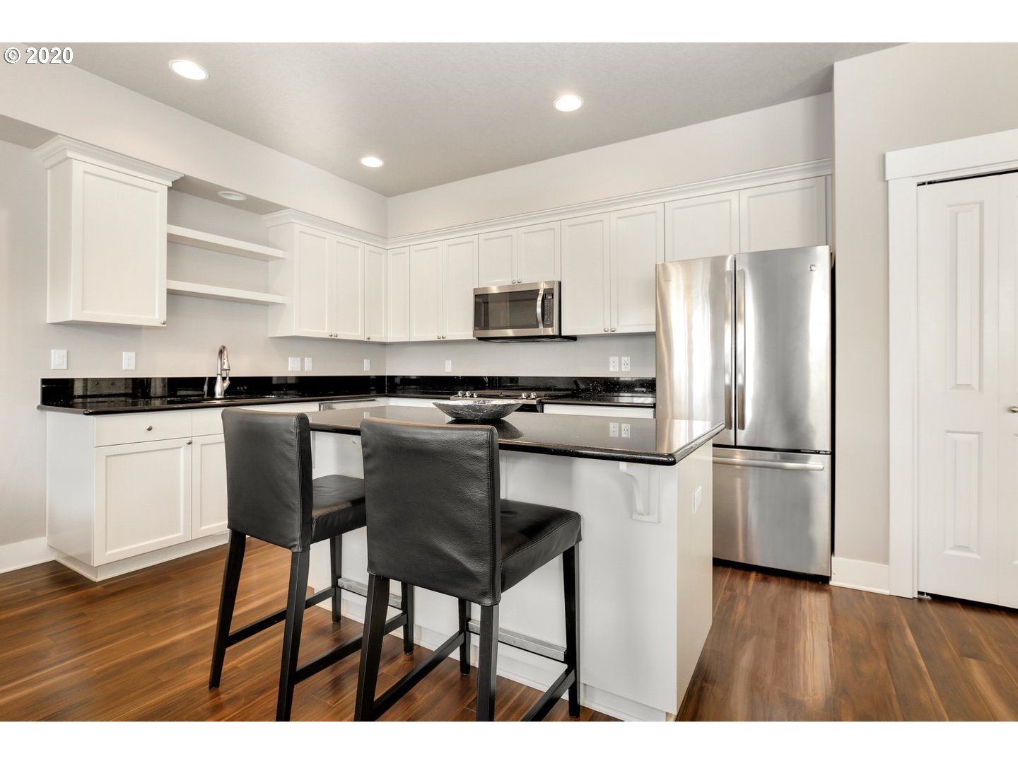 15508 Southeast Cobalt Loop Damascus, OR 97089 - Photo 9 of 32