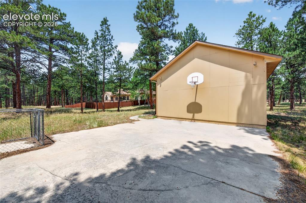 155 Pontiac Loop Monument, CO 80132 - Photo 43 of 50 Basketball Hoop on Detached Garage