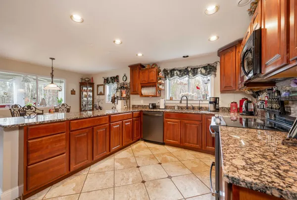 $559,900 | 21564 Sugarbush Lane, Cohasset, MN 55721