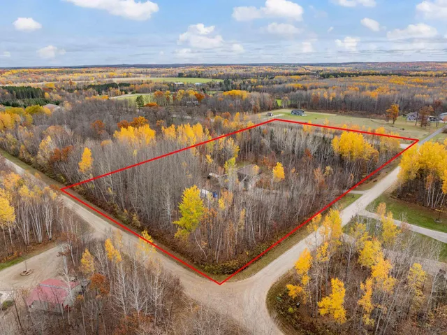 $559,900 | 21564 Sugarbush Lane, Cohasset, MN 55721