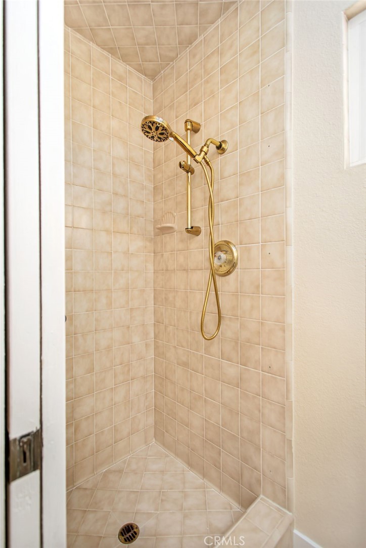 1238 Barbara Drive Vista, CA 92084 - Photo 28 of 49