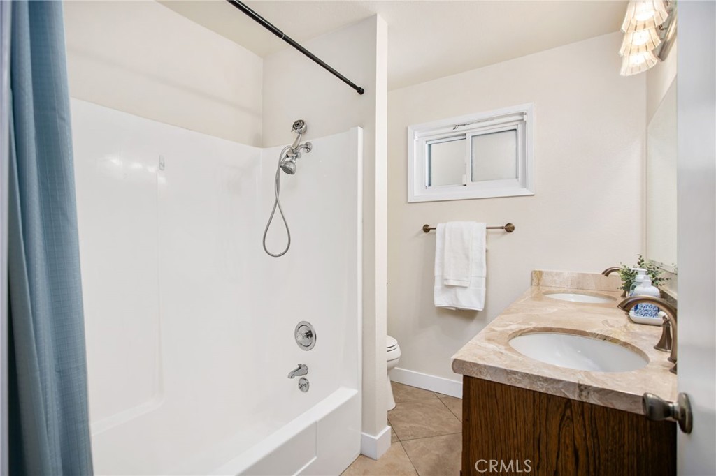 1238 Barbara Drive Vista, CA 92084 - Photo 35 of 49