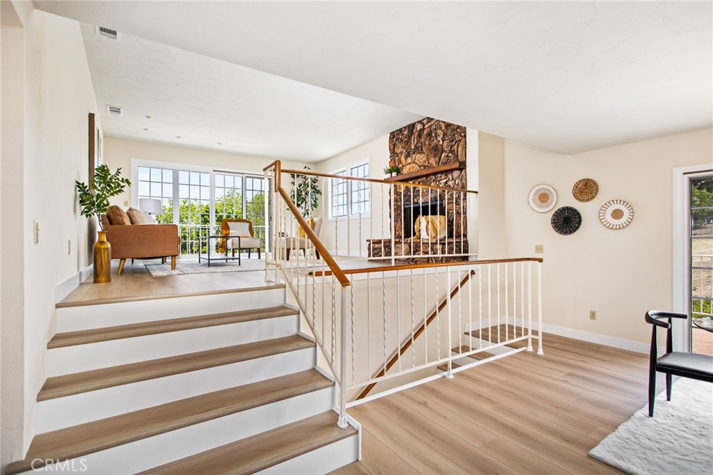 1238 Barbara Drive Vista, CA 92084 - Photo 7 of 49